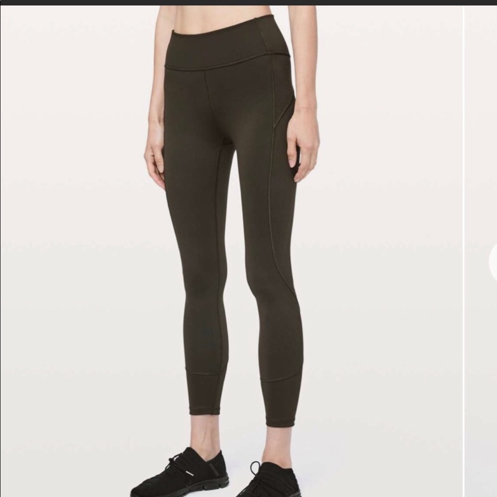 In Movement Tight 25”